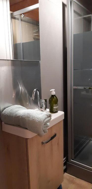 Gite Le Chalet Vert , Pret De Raquettes Frambouhans Ngoại thất bức ảnh